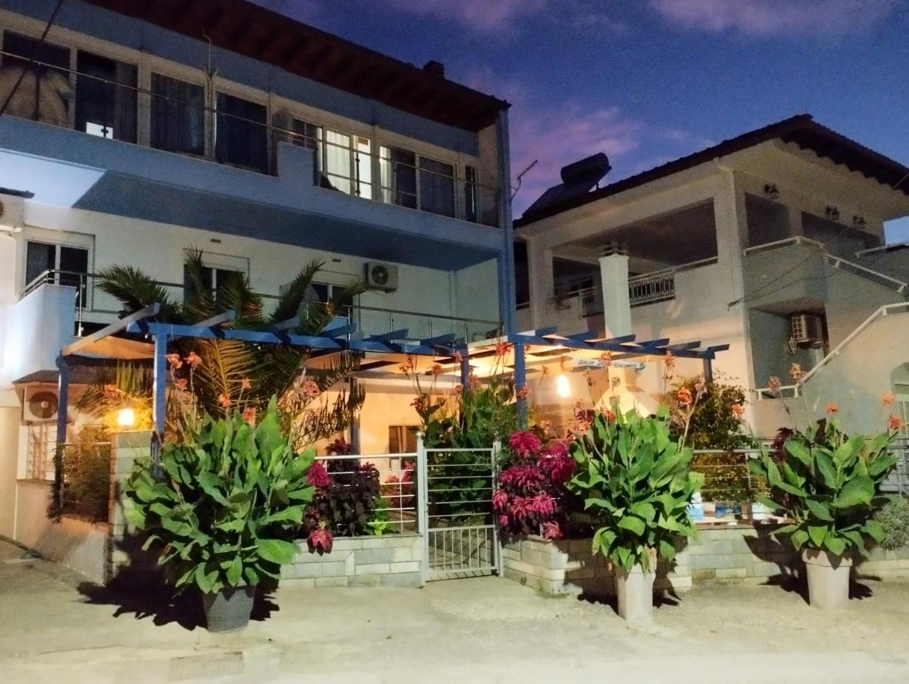 Celeste Deluxe Apartments Скала Потамияс Екстериор снимка