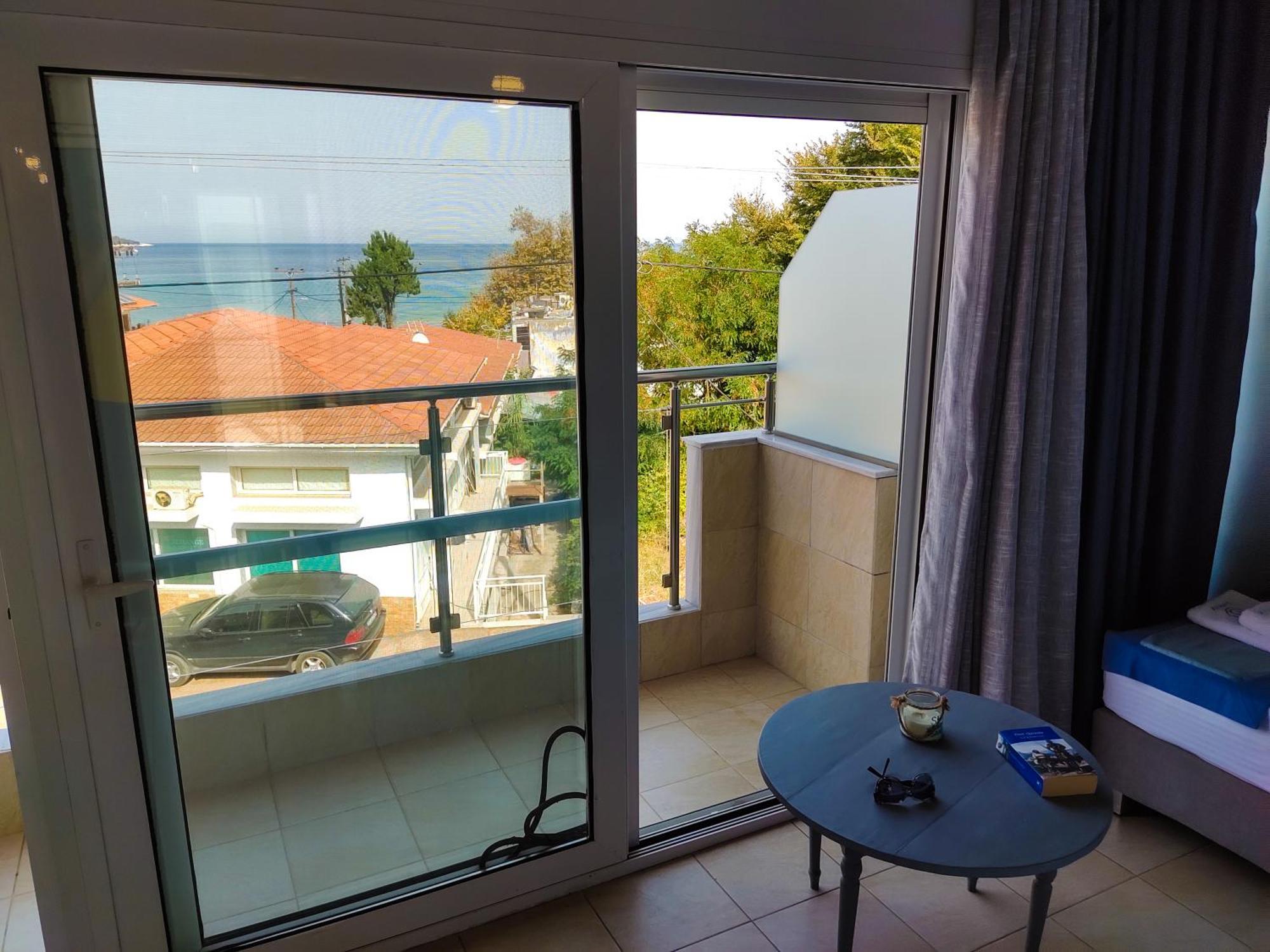 Celeste Deluxe Apartments Скала Потамияс Екстериор снимка