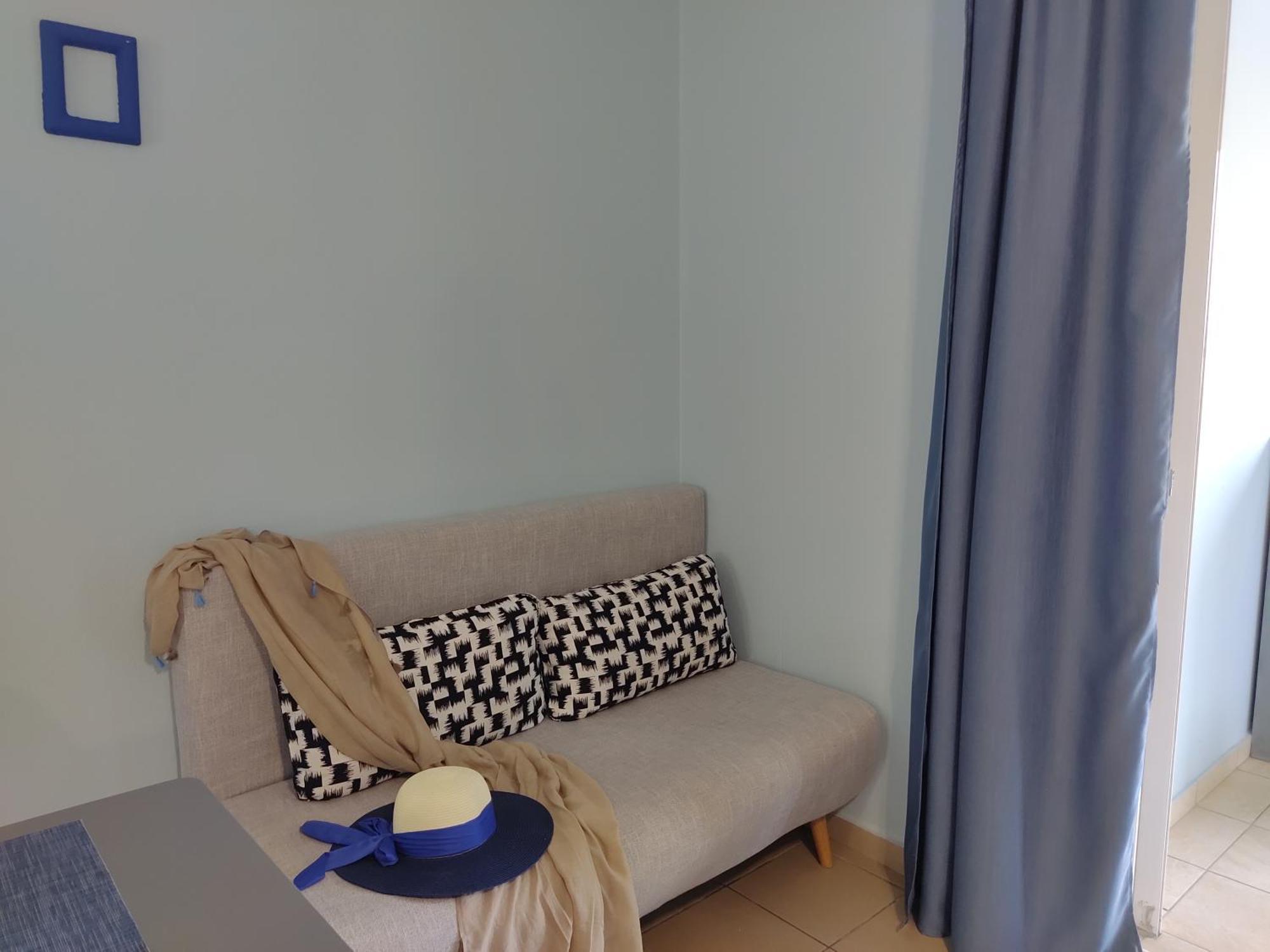 Celeste Deluxe Apartments Скала Потамияс Стая снимка