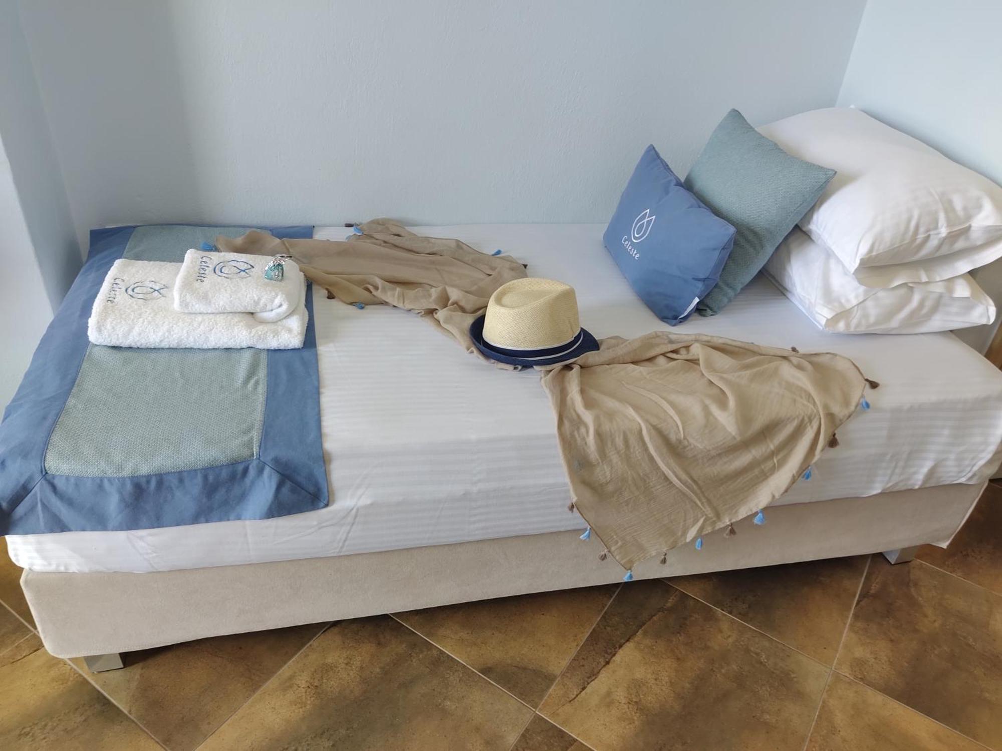 Celeste Deluxe Apartments Скала Потамияс Стая снимка