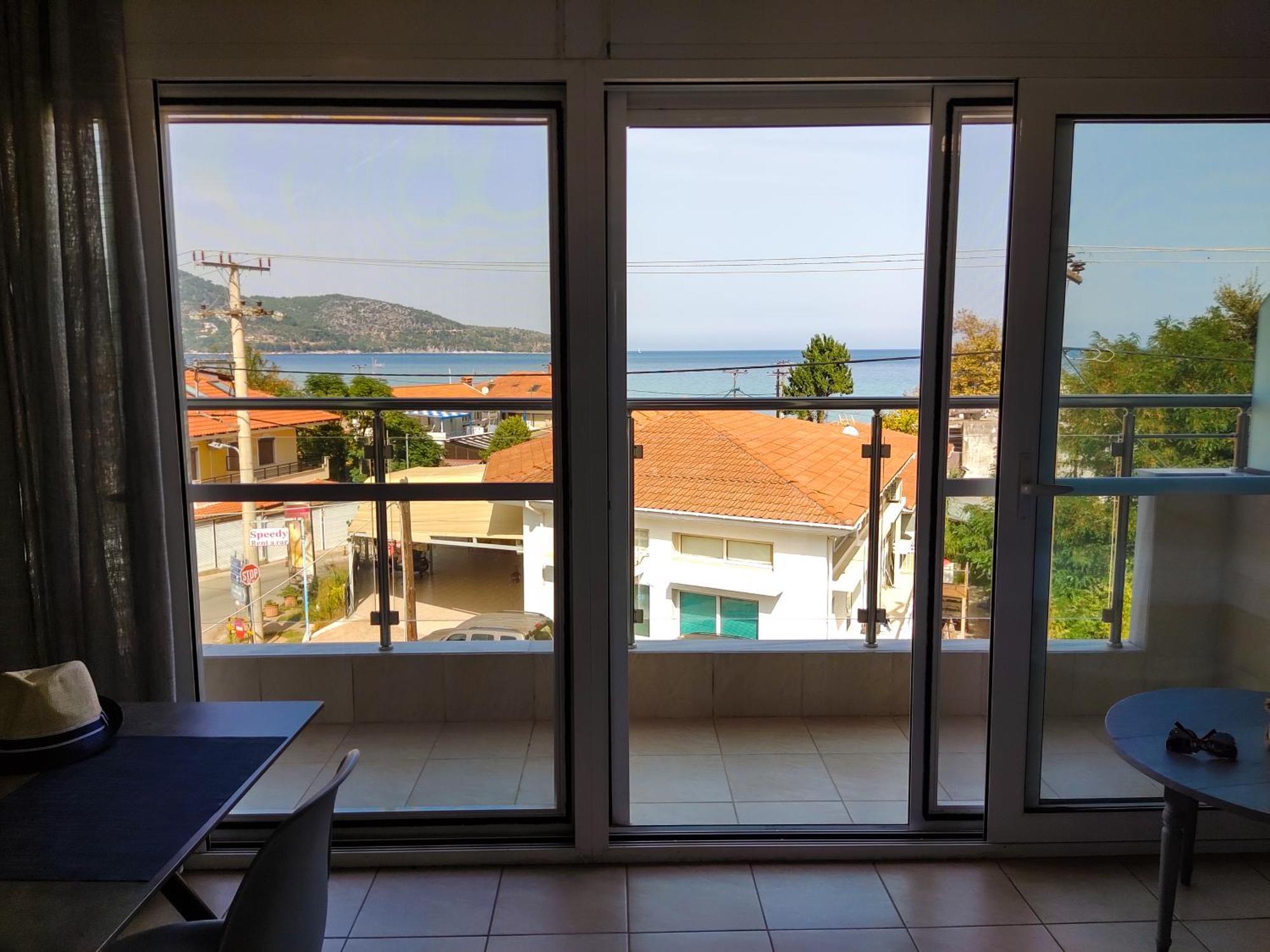 Celeste Deluxe Apartments Скала Потамияс Стая снимка